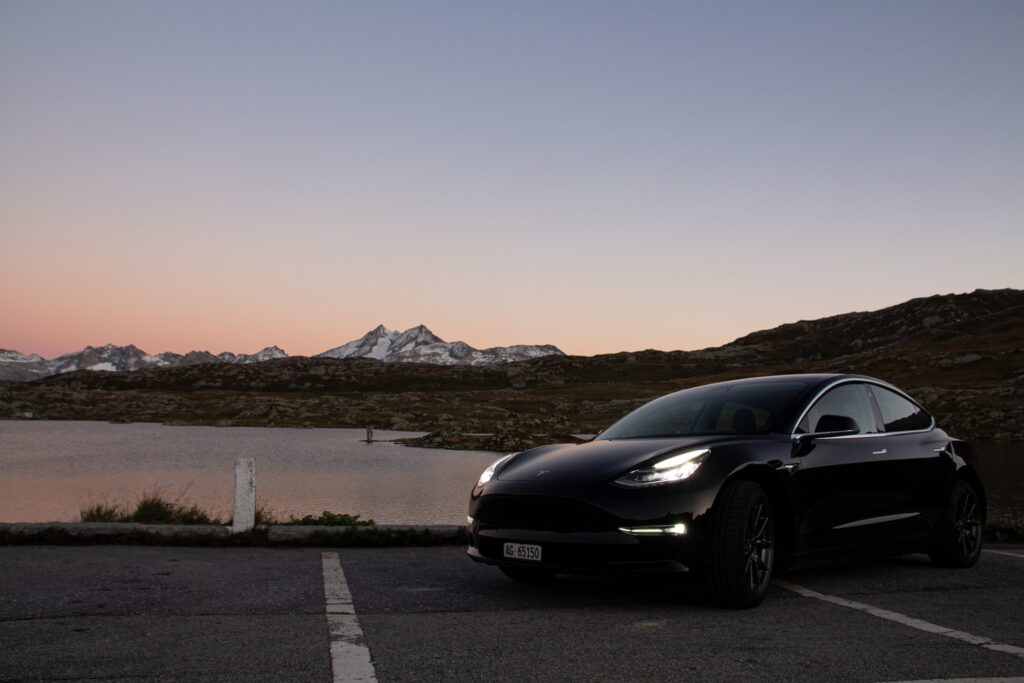 tesla model 3 autopark