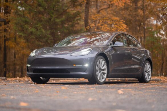 Will A Big Or Tall Person Fit In A Tesla Model 3?