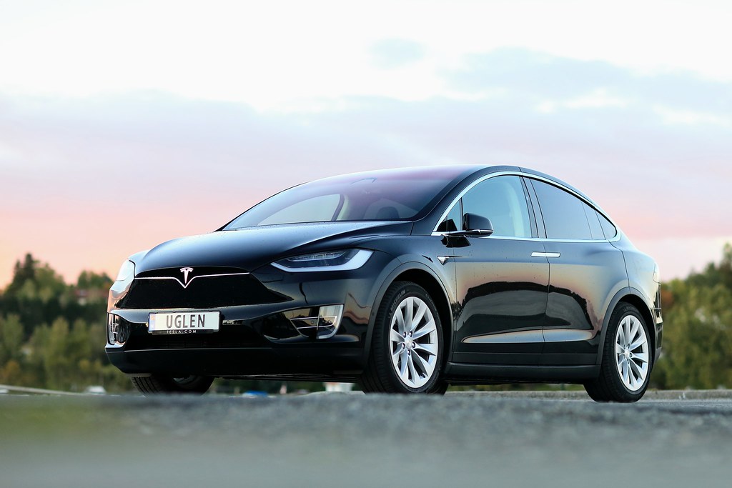 Tesla Model X 75D Black