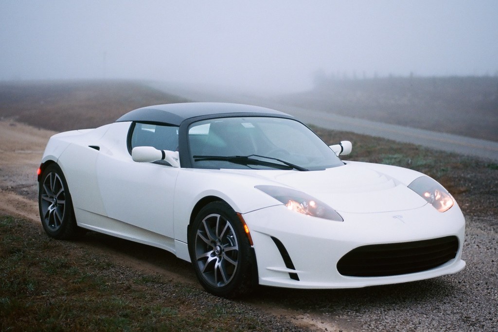 Tesla Roadster 04