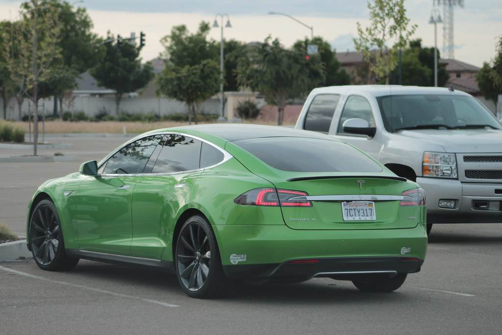 green-tesla