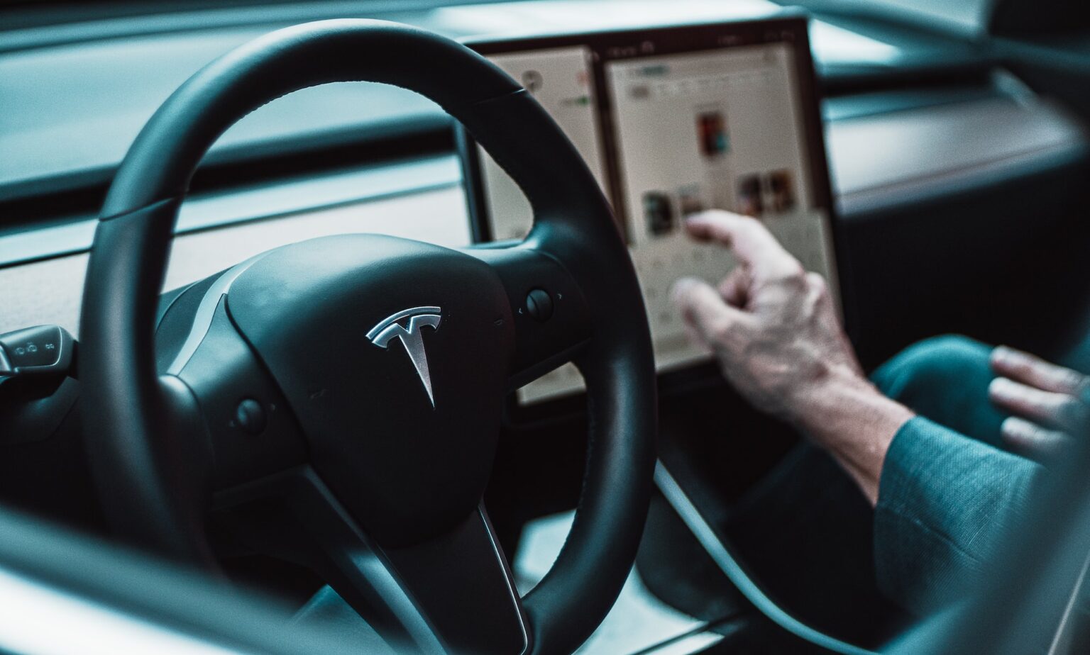 » Does Tesla Model 3 Navigation Show Traffic?